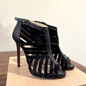 Christian Louboutin Karina Velvet/Calf/Patent Shoes in Size 39